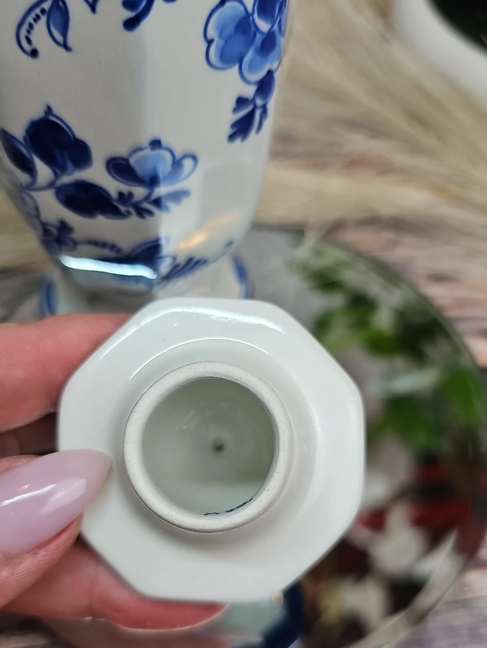 VINTAGE AUTHENTIC ROYAL DELFT BLUE & WHITE PORCELAIN BALUSTER JAR